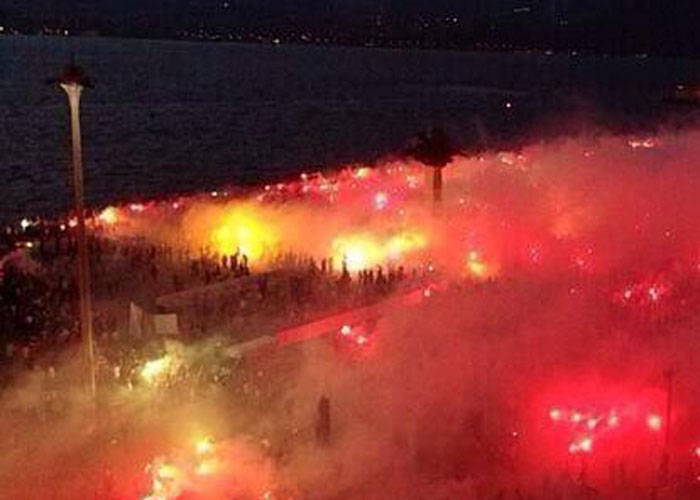 İzmirde de Spor Kulüpleri Gezi Parkı İçin Omuz Omuza