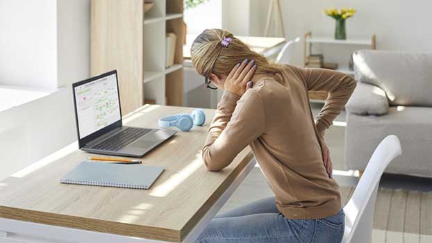 Masa başı iş hasta ediyor