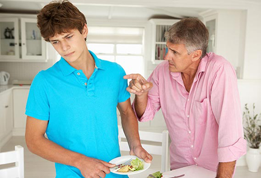 Ebeveyn Baskısı Çocuğu Yalana ve İsyana Teşvik Eder