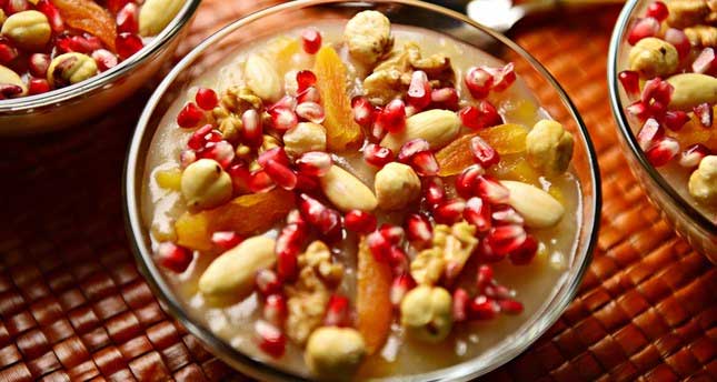 En Sağlıklı Tatlı Aşureyi Kararında Tüketin 
