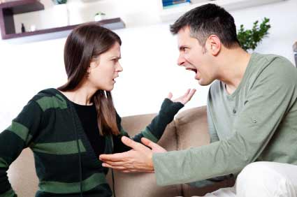 İlişkilerde Öfkeden Nasıl Uzaklaşılır