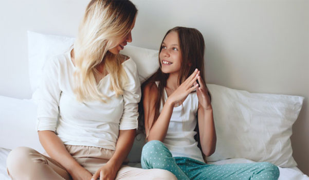 Kız Çocuklarına Ergenlik Anlatılırken Nelere Dikkat Edilmeli