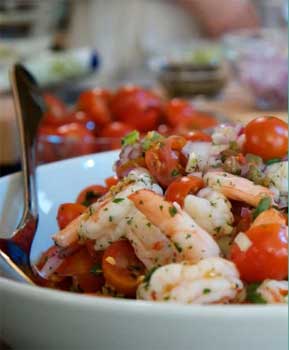 Karidesli Peynirli Salata 