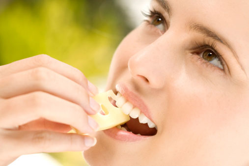 Sağlıklı Dişlerin Sırrı Peynirde