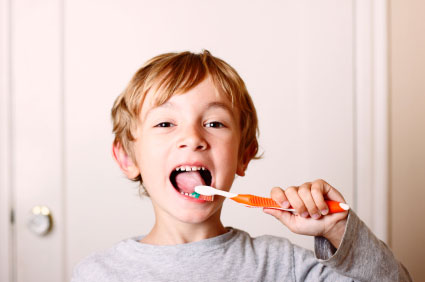 Sağlıklı Dişler İçin Çocuklar Nasıl Beslenmeli