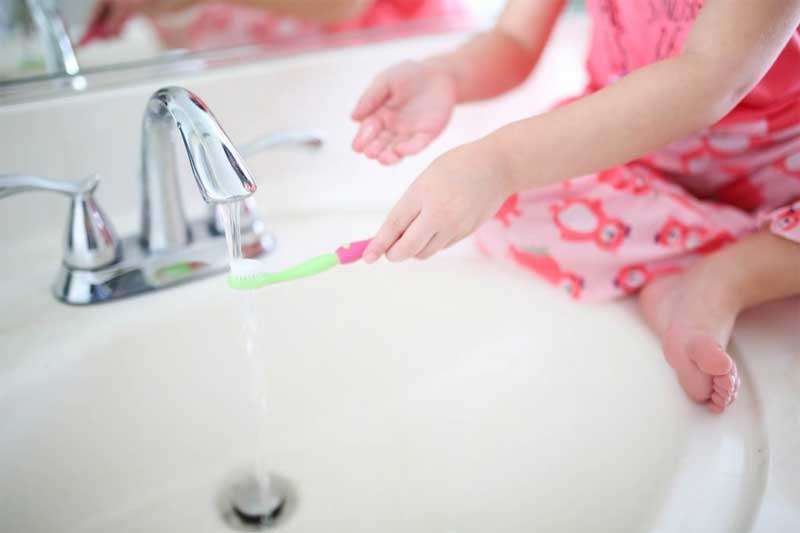 Çocuğunuza Doğru Diş Fırçalamanın Kurallarını Öğretin 
