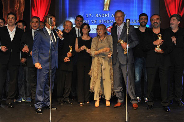Sadri Alışık Ödülleri Dün Gece Sahiplerini Buldu