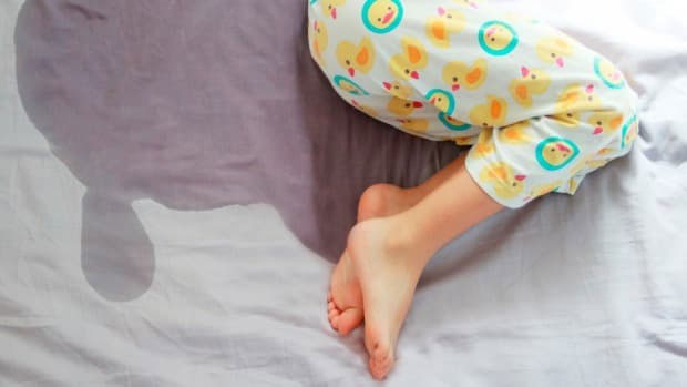 Çocukların Yatağı Islatmasının Yaygın 5 Nedeni 