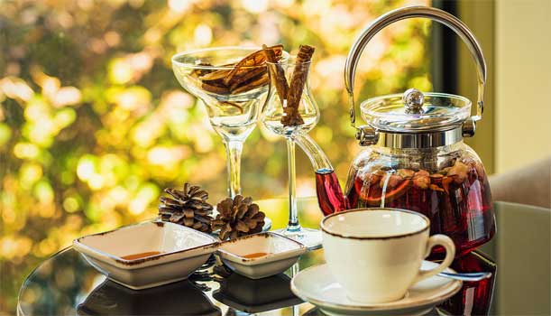 Üst Solunum Yolu Enfeksiyonlarına Karşı Karışık Bitkisel Kış Çayı Tüketin Üst Solunum Yolu Enfeksiyonlarına Karşı Karışık Bitkisel Kış Çayı Tüketin