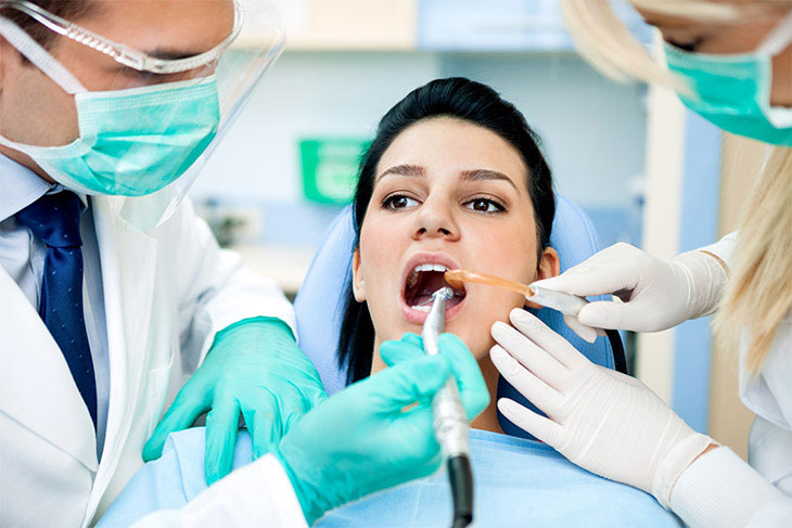 Eksik Diş İçin En Sağlıklı Tedavi Nedir
