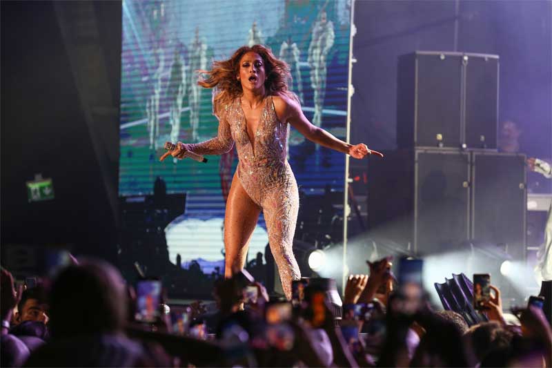 Jennifer Lopez Antalyada Fırtına Gibi Esti