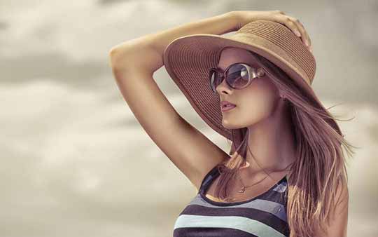 Güneşin Zararlı Etkilerini Önleyen 5 Antioksidan Besin 