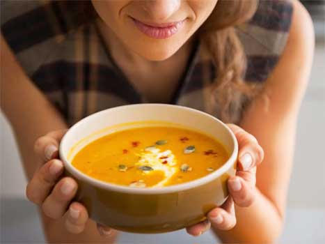 Uzmanından İftardan Sahura Sağlıklı Beslenme Tüyoları