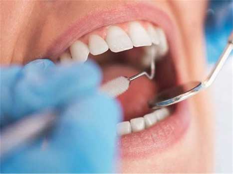 Sağlıklı Diş Eti Nasıl Olur?