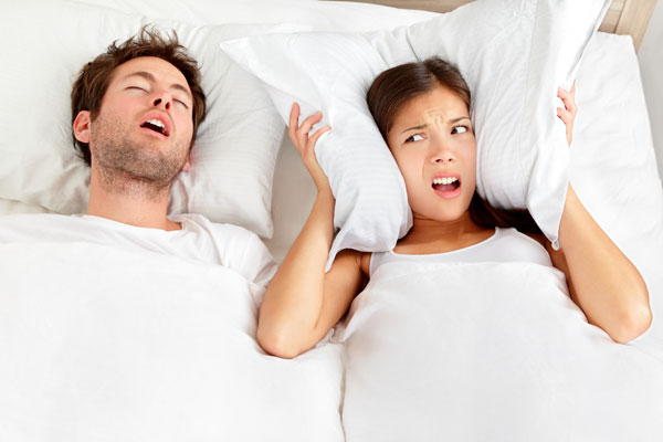 Uyku Apnesi Yaşayanları Bekleyen 7 Tehlike