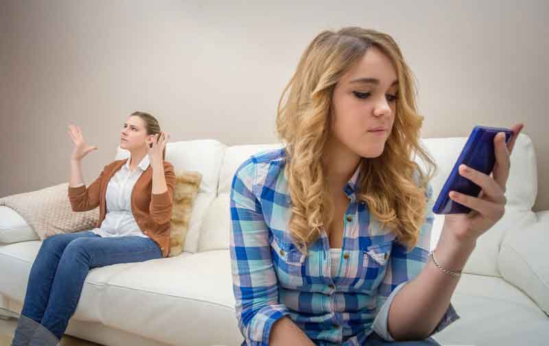 Çocuğunuza Cep Telefonu Verirken Nelere Dikkat Etmelisiniz
