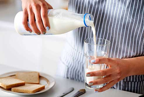 Hipertansiyonu Önlemek İçin Günde 2 Bardak Süt 