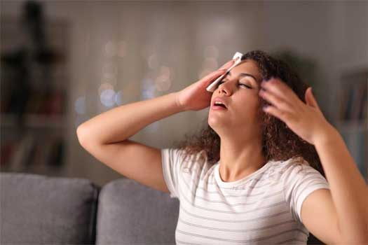 Menopoz Döneminde Vücudun Verdiği 10 Sinyale Dikkat!