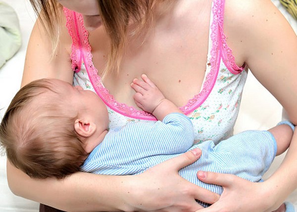 Bebegin Memeyi Reddetmesinin 10 Nedeni