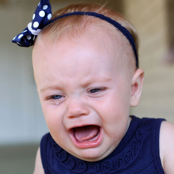 Gözü Sulanan ve Çapaklanan Bebek Nasıl Tedavi Edilir